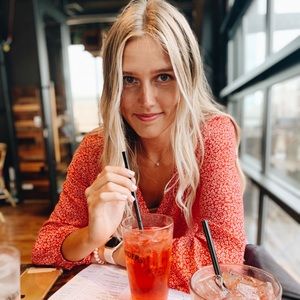 Meet your Posher, Elle